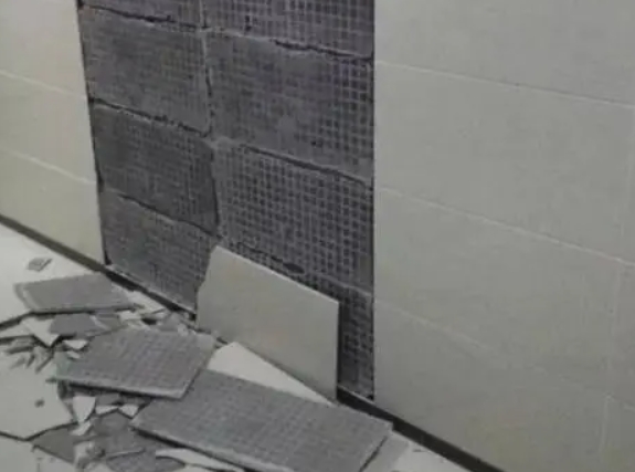 城厢瓷砖空鼓维修公司分享下城厢墙砖松动维修的知识